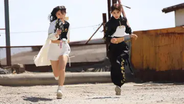Backdrop to the movie "Chō Uchū Keiji Gyaban Infiniti Taiyō ga Naita Hi" #952898