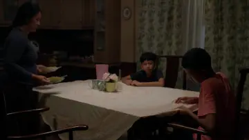 Backdrop to the movie "Daun yang Merekah" #934295