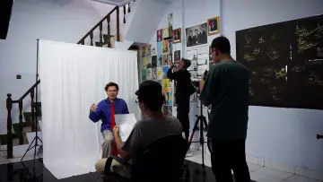 Backdrop to the movie "Rolling Destination" #1527715