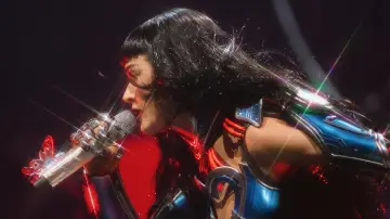 Backdrop to the movie "Katy Perry: The Lifetimes Tour – Live from Paris" #1585519