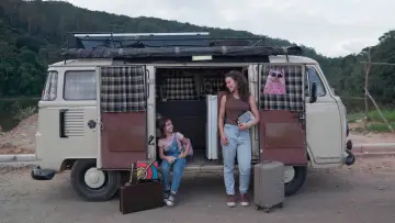 Backdrop to the movie "Eu, a Kombi e a Garotinha que Encontrei no Meio do Caminho" #1527969