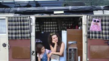 Backdrop to the movie "Eu, a Kombi e a Garotinha que Encontrei no Meio do Caminho" #1527978