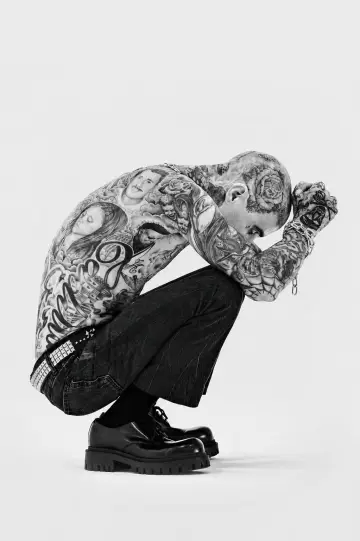 Poster to the movie "Travis Barker: Louder Than Fear" #1212537