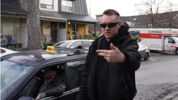 Backdrop to the movie "Taxi Drivers" #825420