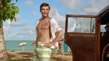 Backdrop to the movie "Teen Beach Movie" #939545