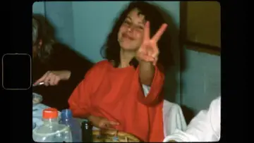 Backdrop to the movie "1998, l
