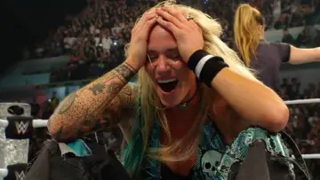 Backdrop to the movie "WWE Clash in Italy" #842085