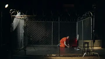 Backdrop to the movie "Stitches" #1650925