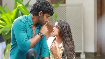 Backdrop to the movie "Adaraneeya Tharuwak" #1759597