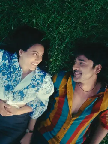 Poster to the movie "Adaraneeya Tharuwak" #1759604