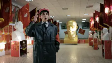 Backdrop to the movie "Lenin