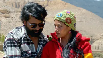 Backdrop to the movie "Chameli Ko Poi" #1713596