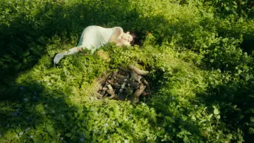 Backdrop to the movie "Spring Child" #912722