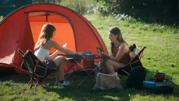 Backdrop to the movie "Le camping, un siècle de bonheur français" #929544