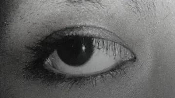 Backdrop to the movie "Eyes I" #926454