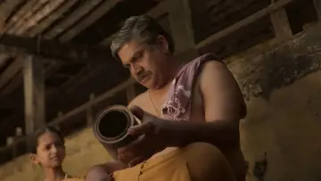 Backdrop to the movie "Devi Mahathme" #1658866
