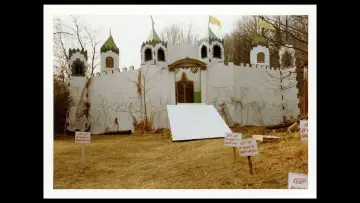 Backdrop to the movie "Return to Mortville" #956550