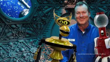Backdrop to the movie "Mystery Science Theater 3000: The RiffTrax Experiments — Sting of Death" #1186962