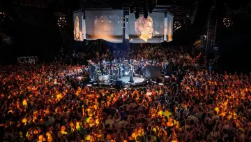Backdrop to the movie "RAYE live at Montreux Jazz Festival" #957000