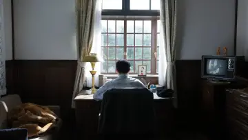 Backdrop to the movie "手塚治虫の戦争" #1525511