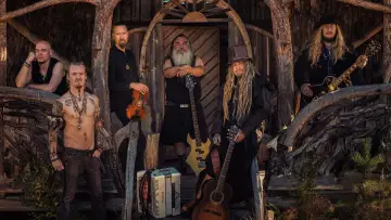 Backdrop to the movie "Korpiklaani - Sternenklang Festival 2026" #1173521
