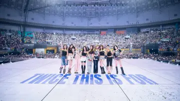 Backdrop to the movie "TWICE 〈THIS IS FOR〉 WORLD TOUR FINALE in SEOUL" #1521959