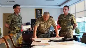 Backdrop to the movie "İki Destan Bir Vatan" #1151232