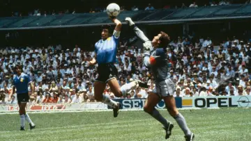 Informe Plus+. México 86 cuando Maradona se hizo D10S Poster