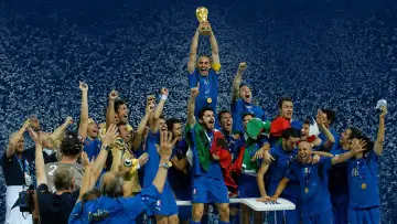 Backdrop to the movie "La Finale - Italia Francia 2006 - Il cielo è azzurro sopra Berlino" #1144567