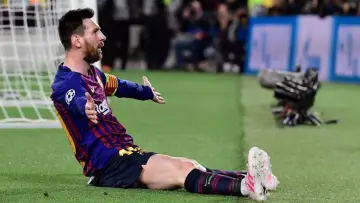 Backdrop to the movie "Lionel Messi - The GOAT - Official Movie" #1200883