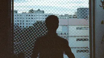 Backdrop to the movie "Impostor" #1662827