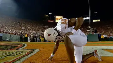 Backdrop to the movie "Untold: The Testimony of Vince Young" #1525526