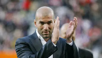 Backdrop to the movie "Zidane, nouvelle vie" #1187543