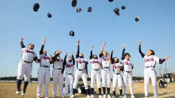 Backdrop to the movie "Our Home Run" #1224549