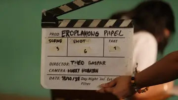 Eroplanong Papel Poster