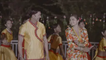 Backdrop to the movie "Sutukai Aijanu Maya Gaijamla Relaima Chadera" #1635990