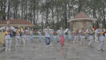 Backdrop to the movie "Sutukai Aijanu Maya Gaijamla Relaima Chadera" #1636028