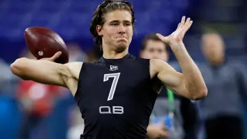 Backdrop to the movie "Justin herbert crazy highlights" #1352276