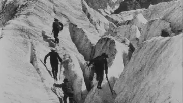 Backdrop to the movie "Chamonix - The Mer de Glace. Ascent" #1881845