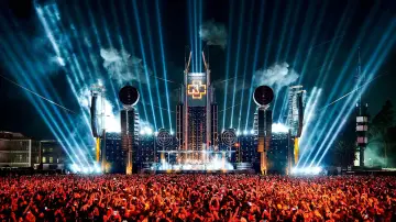 Backdrop to the movie "Rammstein - Live in Mexico City" #1640677