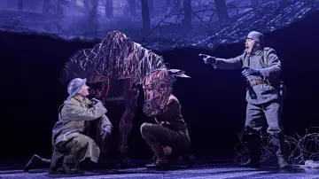 Backdrop to the movie "National Theatre at Home: War Horse" #1899622