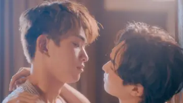 Backdrop to the movie "The Summer You Kissed Me" #1570827