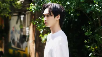 Backdrop to the movie "The Summer You Kissed Me" #1570828