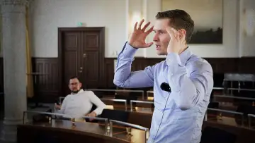 Markus Allard siktar mot riksdagen Poster