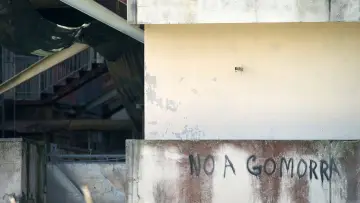 Backdrop to the movie "Gomorrah - An Anti-Mafia Manifesto" #1653444