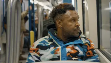 Pierre-Yves prend le métro Poster
