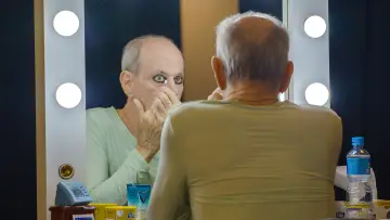 Backdrop to the movie "Ney Behind the Masks" #1652854