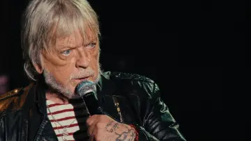 Renaud, 50 ans de chansons Poster
