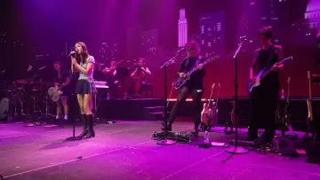 Backdrop to the movie "Olivia Rodrigo: Austin City Limits" #1835805