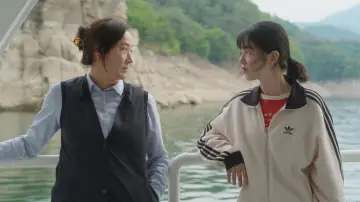 Backdrop to the movie "Mom, Again" #1842138